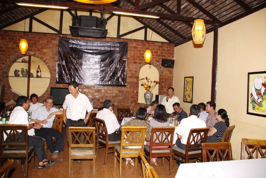 09/8/2013 - nhà hàng Quê Việt