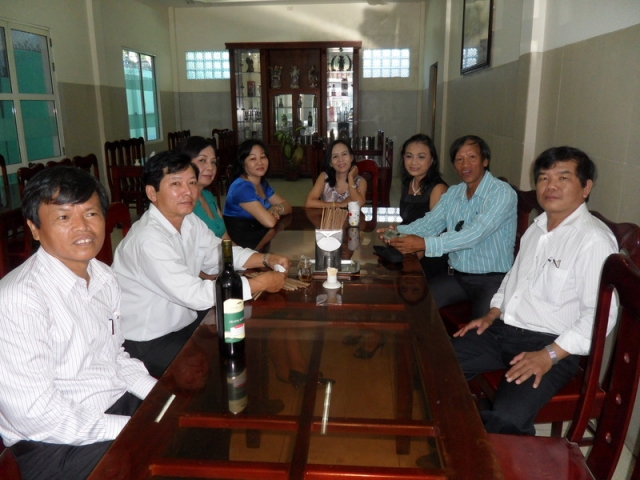 Phai đoan đi du đam cuoi con gai P.H.Trang